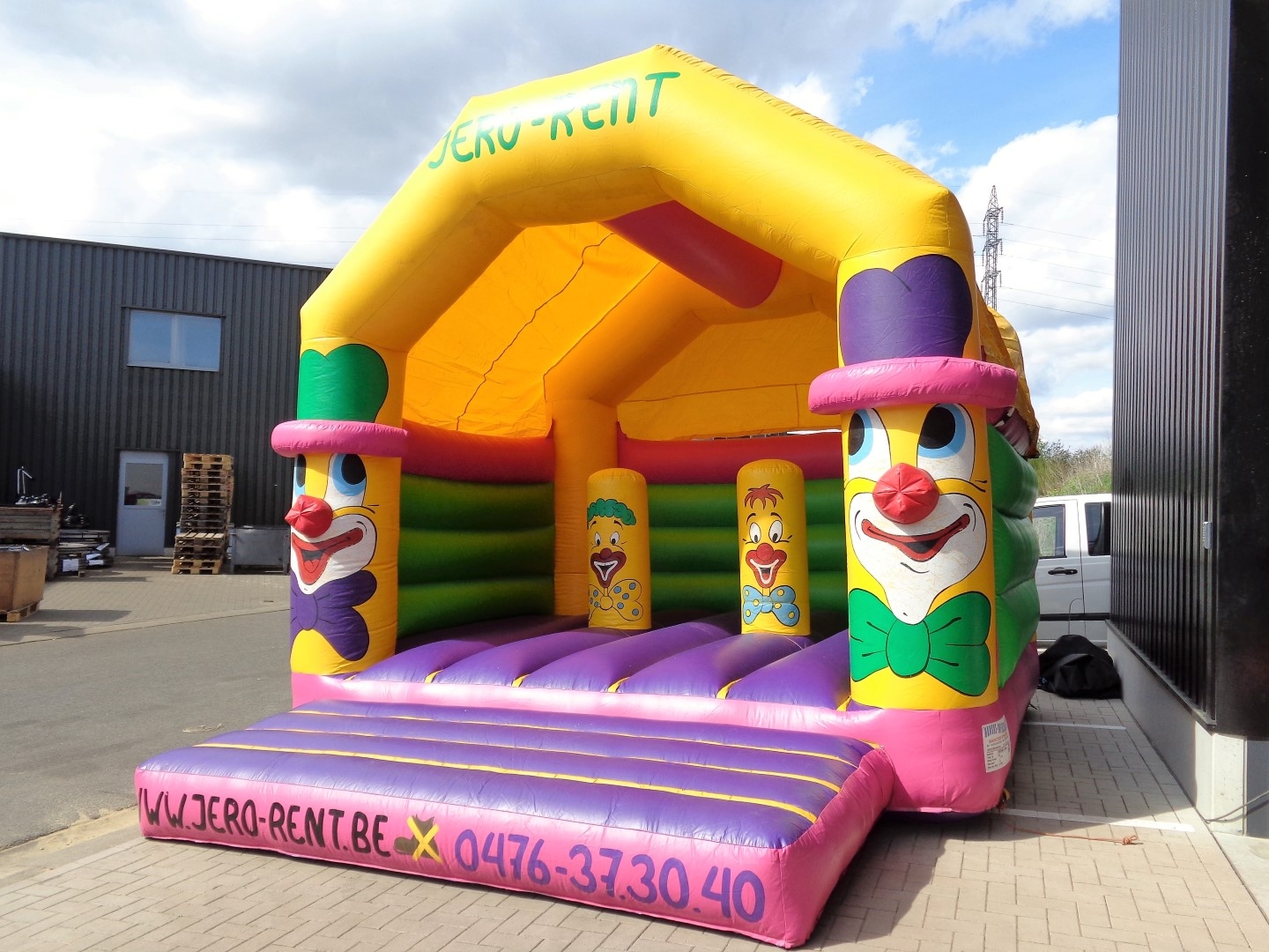 Springkasteel: Clown frame bouncer