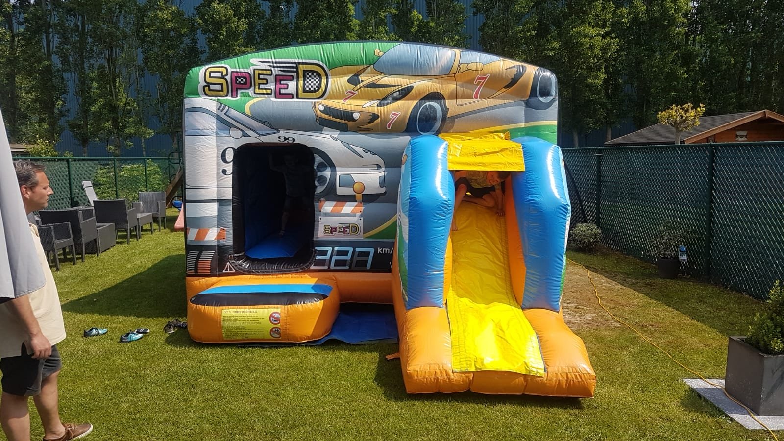Springkasteel - Jump & slide auto